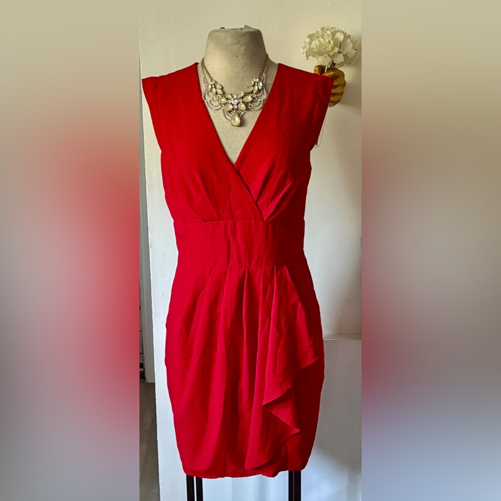 Forever 21 Red Sleeveless Midi Dress